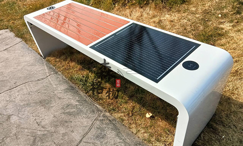 戶(hù)外無(wú)線充電坐凳