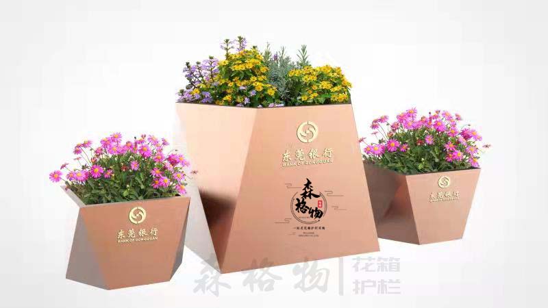 大型不銹鋼樹(shù)池花箱