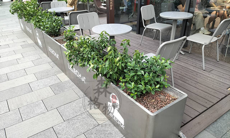 嘉興餐廳隔斷鐵藝組合花箱