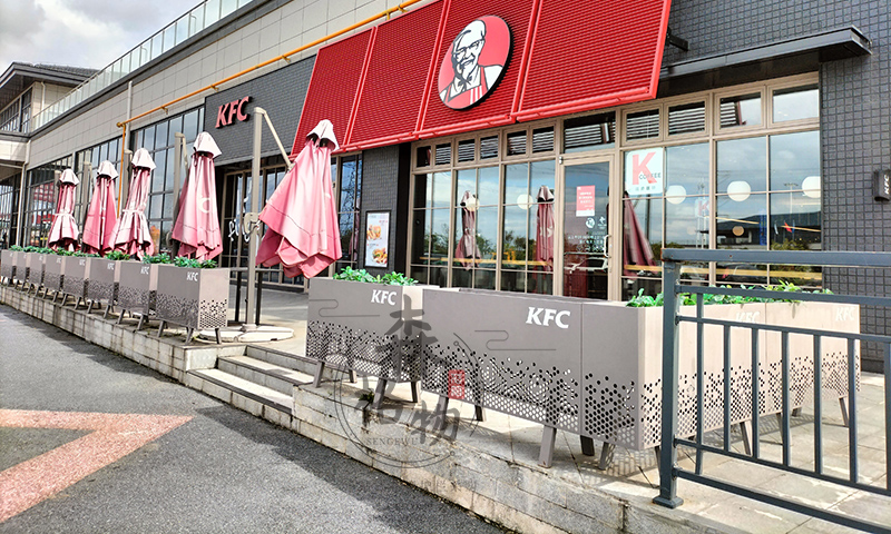 嘉興快餐店外擺花箱隔斷圍欄